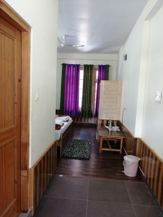The White House Hotel Kasol Eksteriør billede