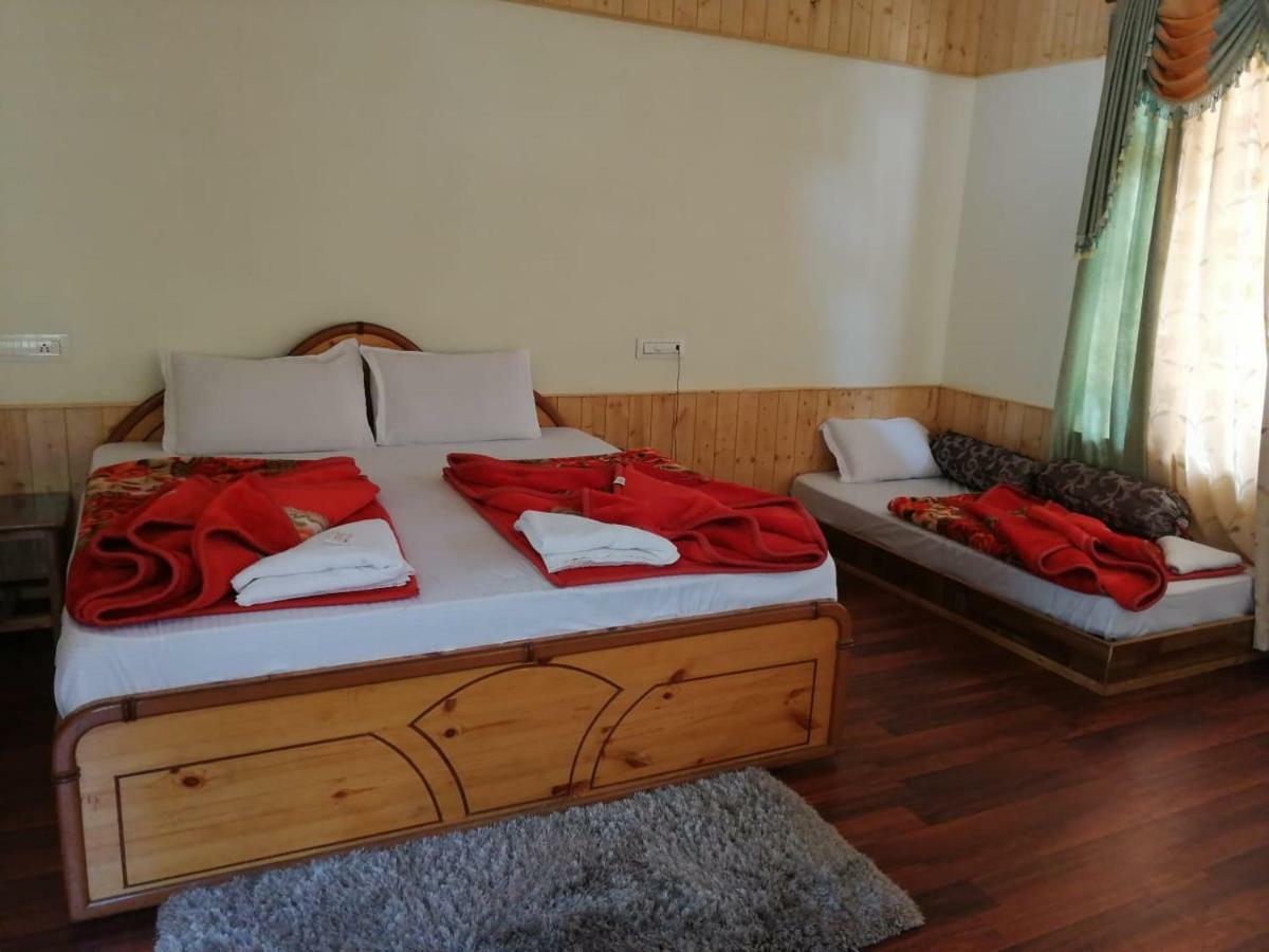 The White House Hotel Kasol Eksteriør billede